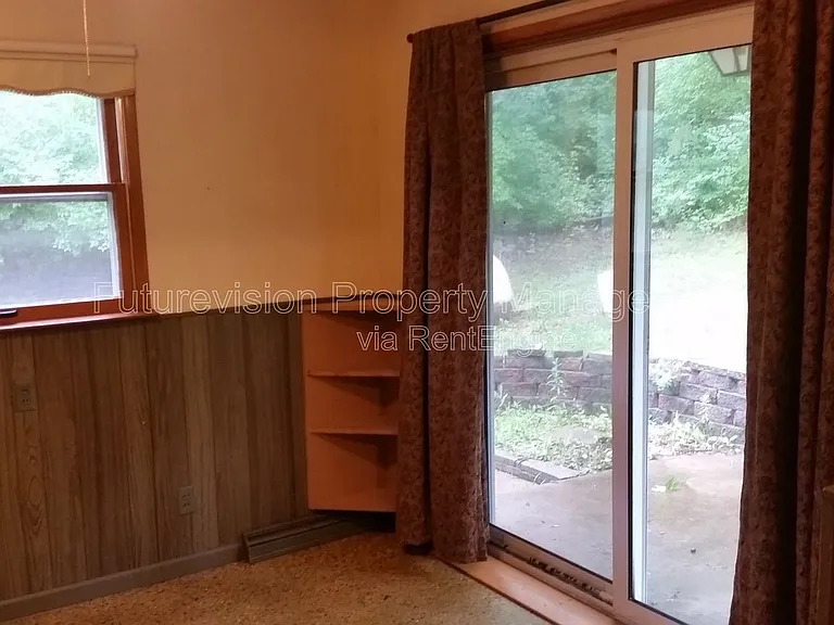 3710 Kovarik Ln — Photo 9