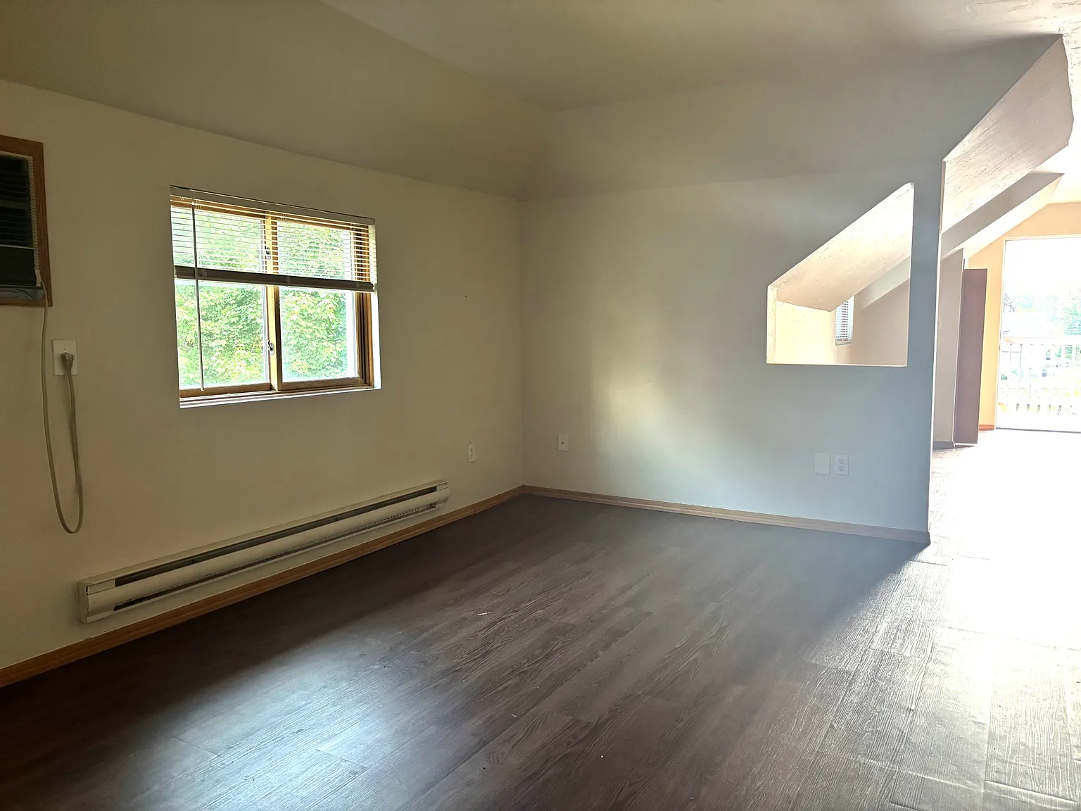 120 S Garden Ave — Photo 3
