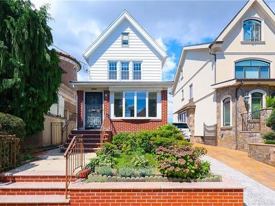 8116 11th Ave, Brooklyn, NY, 11228