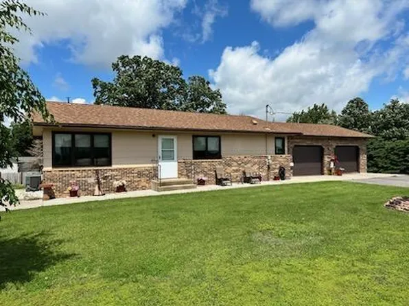367 Old Highway 11 E, Greenbush, MN 56726