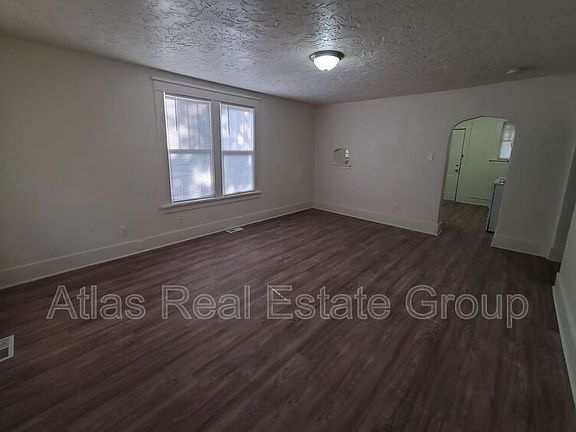 3rd image of 1213-1219 12th St