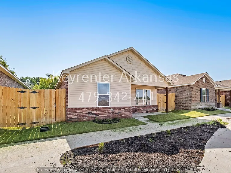 2476 N Raven Ln — Photo 3