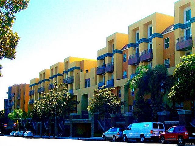 Burbank Village Walk