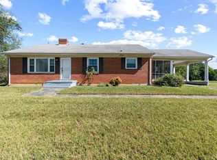 67 Grass St, Brookneal, VA 24528