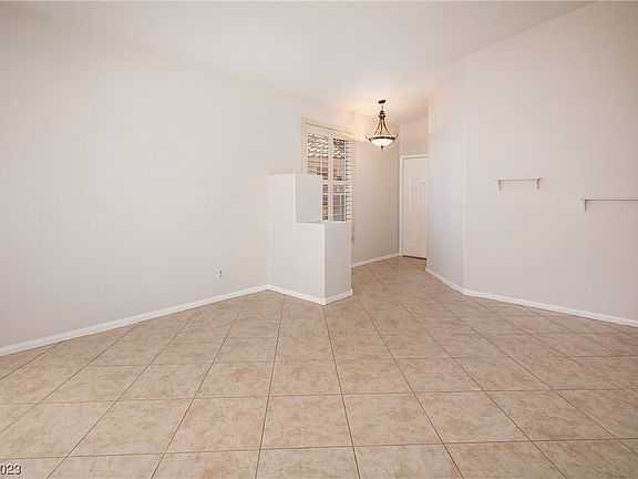 3rd image of 7766 Vista Sunrise Dr