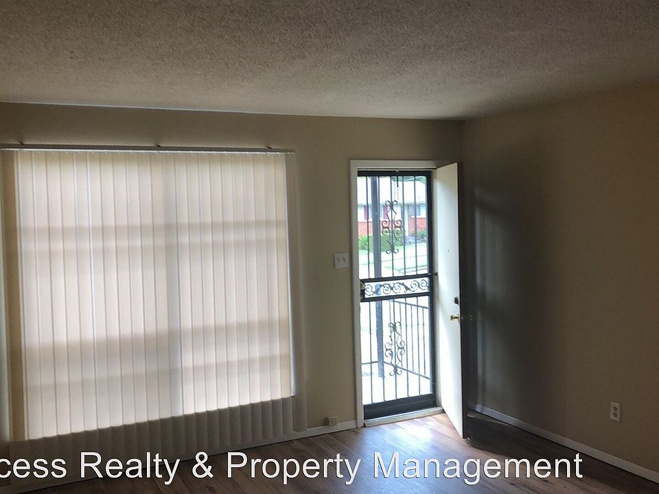 2nd image of 2236 Charjean Rd