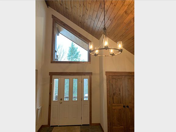 4th image of 16 Black Bear Ln
