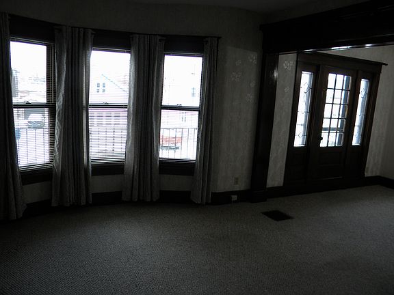 2nd image of 31 Heussy Ave