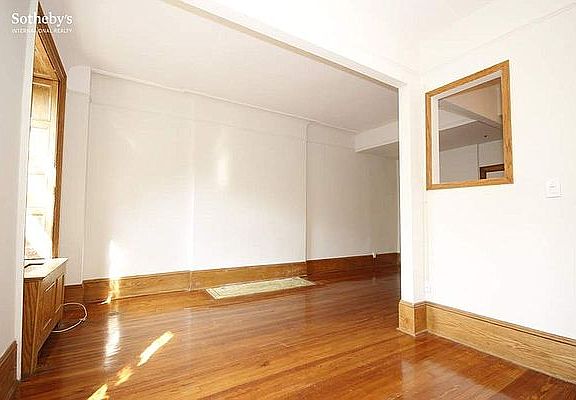 4th image of 636 W End Ave #4F