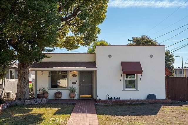 1st image of 404 E Puente St