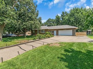 9951 Cottonwood St NW, Coon Rapids, MN 55448