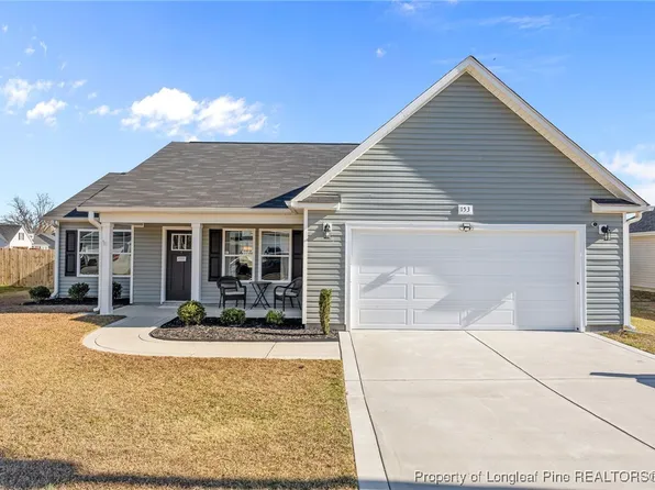 153 Magnolia St, Parkton, NC 28371