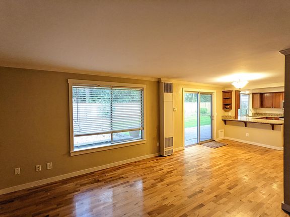 3rd image of 7106 134th Ave NE