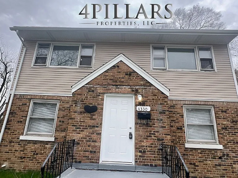 4330 Kentucky St — Photo 3
