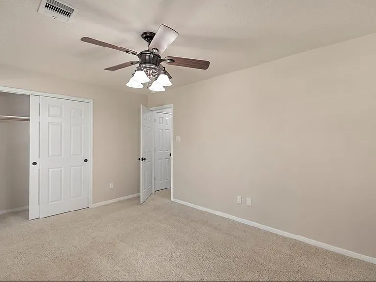 19218 Dawntreader Dr — Photo 19