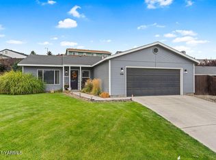 400 N 77th Ave, Yakima, WA 98908
