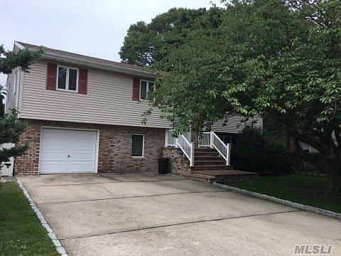 2nd image of 325 Ontario St