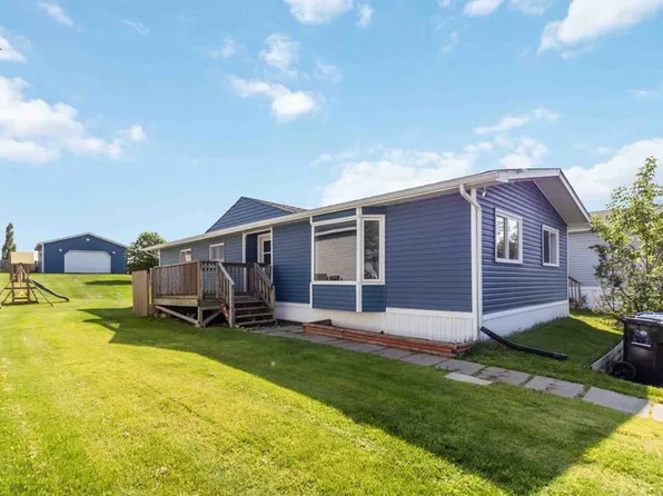 180 NE Greenbriar Bay, Wood Buffalo, AB T9H 3Y4