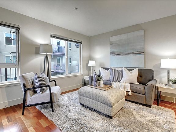 Lots of natural light>