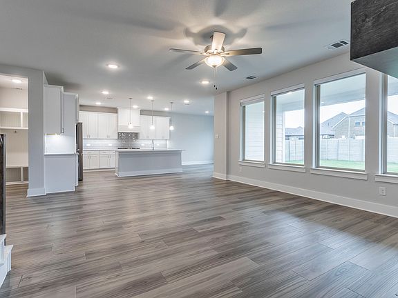 2nd image of 801 Peaceful Ln #801