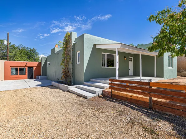 1100 Dartmouth Dr NE, Albuquerque, NM 87106