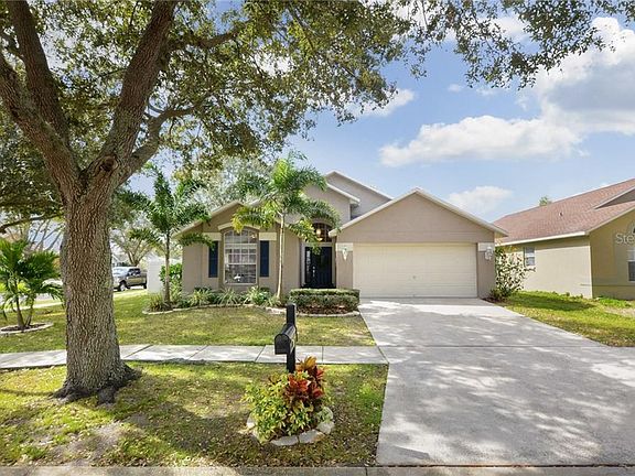 3rd image of 10202 Merrimac Manor Dr