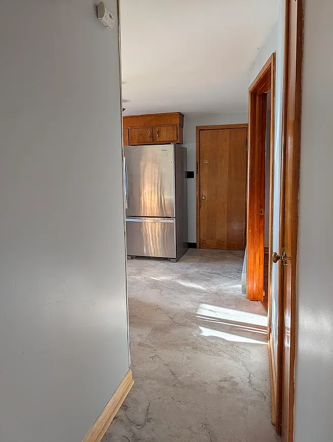 2 bed, 900 sqft, $1,400 — Photo 2