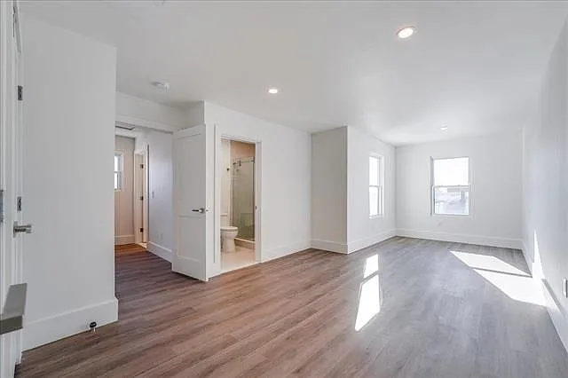 47 Graham St #2 — Photo 12