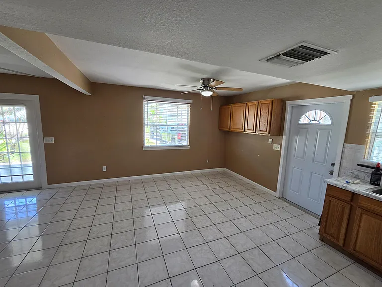 337 Hernando St — Photo 6