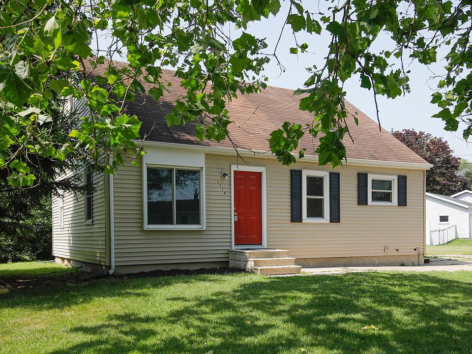 5514 Bedford St-101