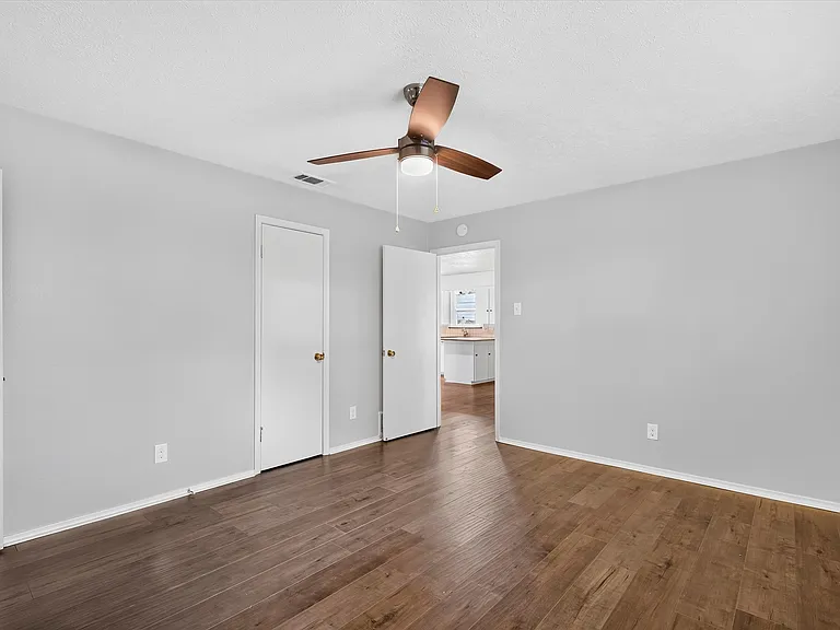 11143 Joymeadow Dr — Photo 22