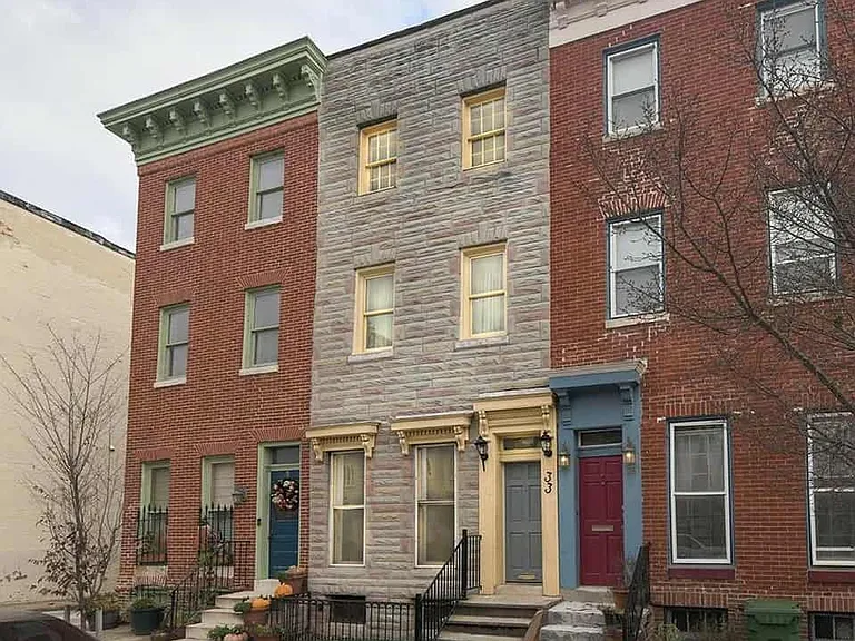 33 S Calhoun St — Photo 3