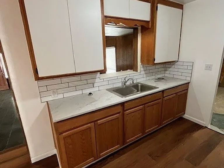 2344 W Walnut Ave — Photo 8