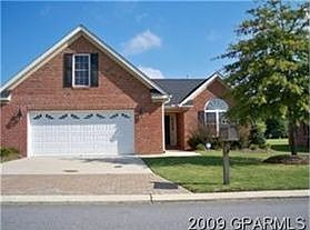 3rd image of 401 Mary Lee Ct