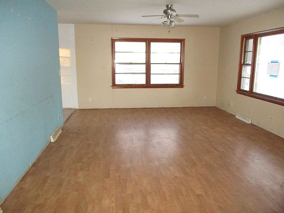 5th image of 780 Opal St