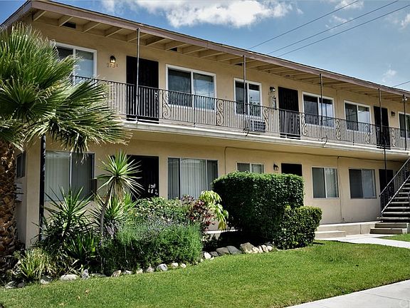 3rd image of 275 E Orlando Way