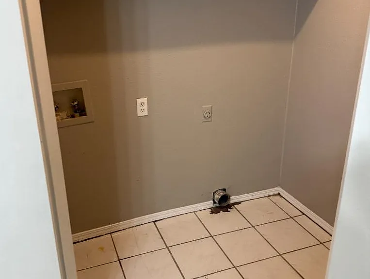 Unit Photo