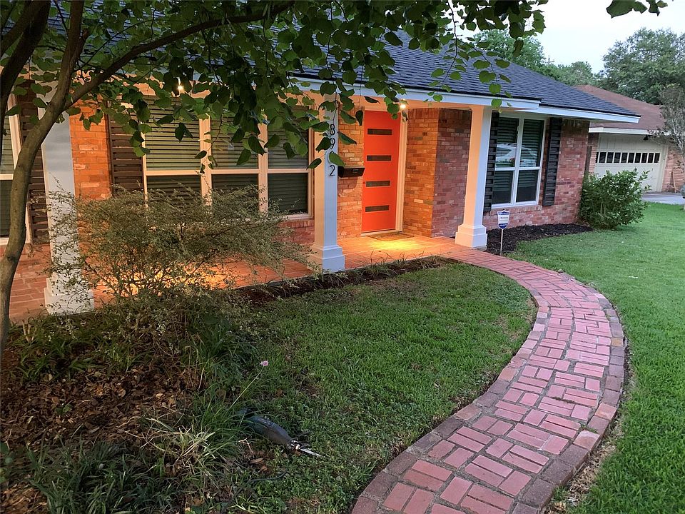 1st image of 8902 Theysen Dr