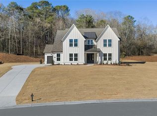 8320 Creekside Overlook Dr, Gainesville, GA 30506