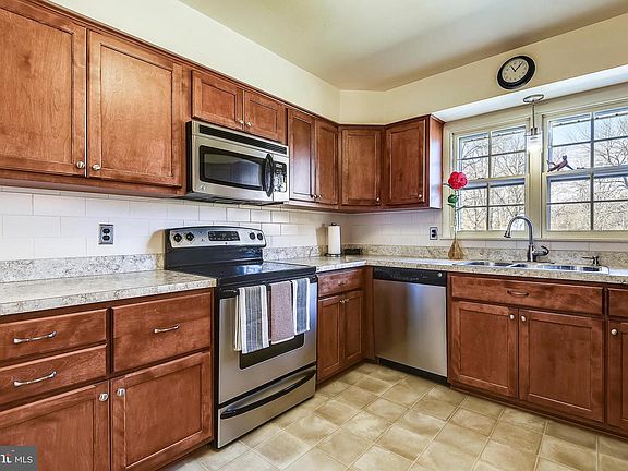 4th image of 14710 Carson Dr