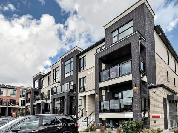 45 Romilly Ave #7, Brampton, ON L7A 5L8