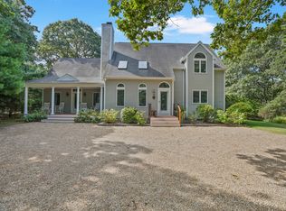 12 Duarte Cir, Edgartown, MA 02539