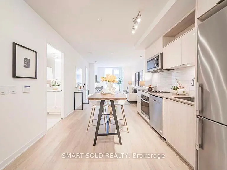 100 Dalhousie St #411 — Photo 3