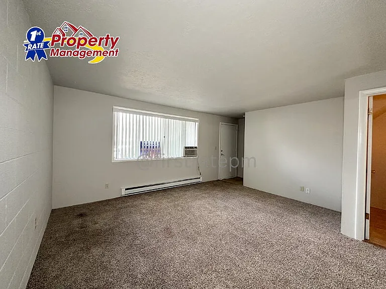 3037 W Jordan St — Photo 4