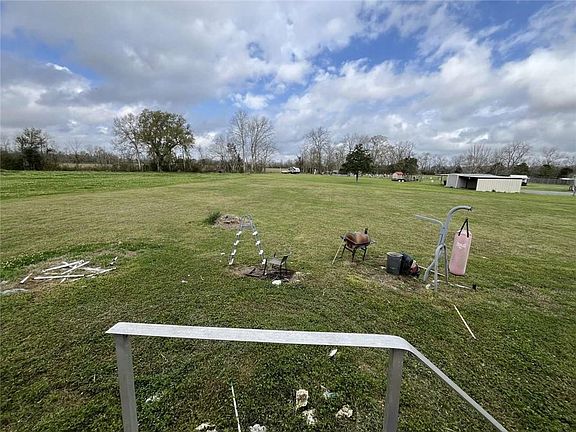 3rd image of 1112 Lena Dr