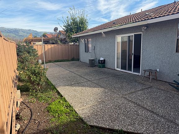 5th image of 2793 Croft Dr