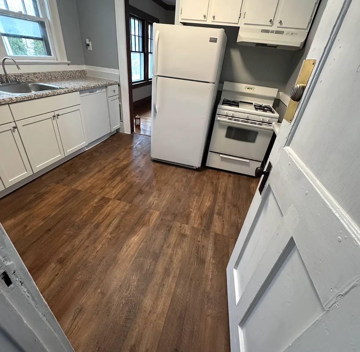 2 bed, 1200 sqft, $1,600 — Photo 1
