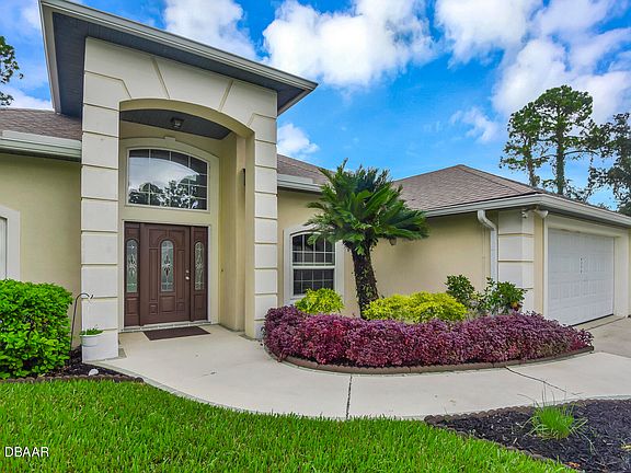 3rd image of 6113 Half Moon Dr
