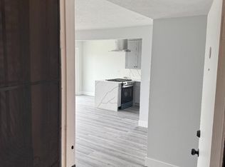 122 N Merrimac Dr #D, Anaheim, CA 92807