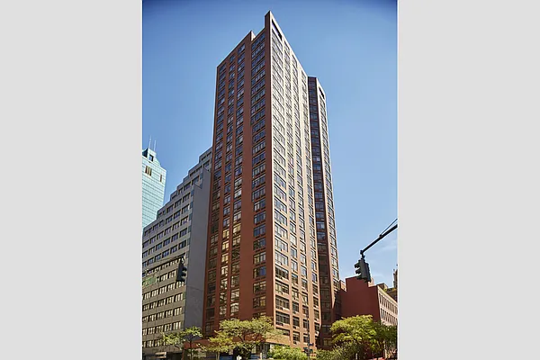 Sold by Stribling | media 22